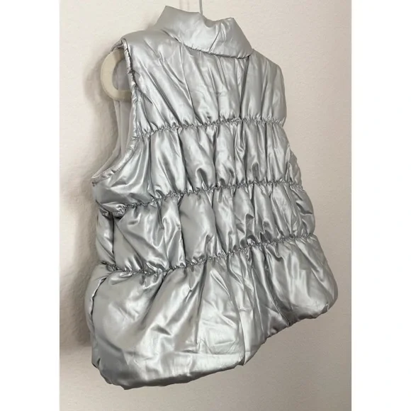 Buffalo David Bitton • Girls Metallic Silver Quilted Sleeveless Puffer Vest - Picture 10 of 12